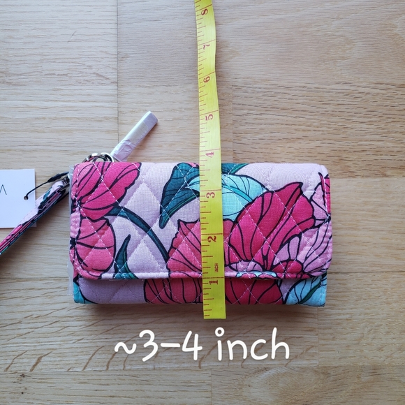 NWT Vera Bradley Smartphone Wristlet - Picture 7 of 8